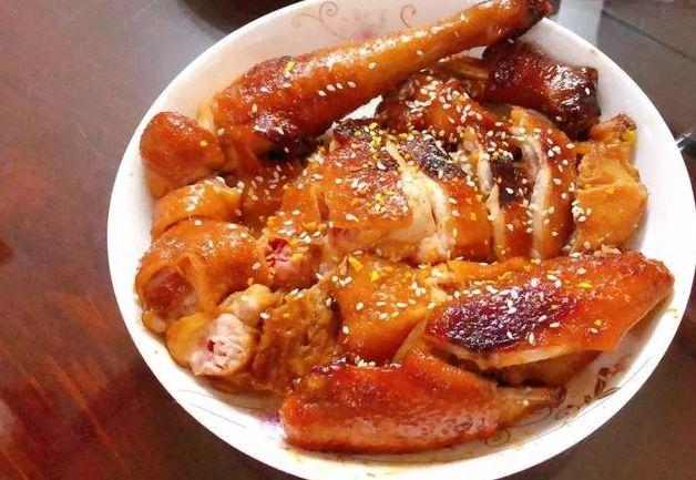 ilobehector tweet media