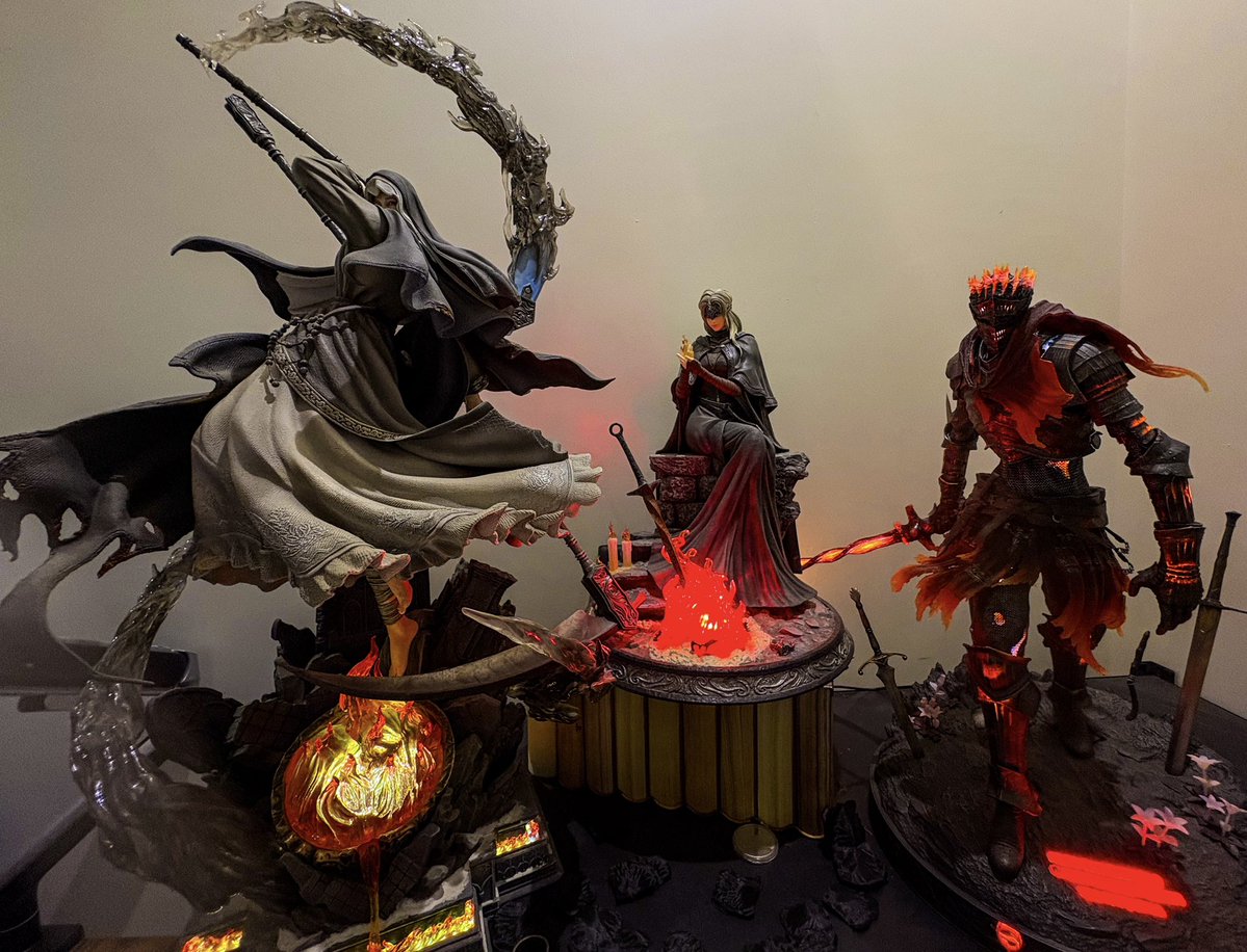 The idiot with the painted face tweet media