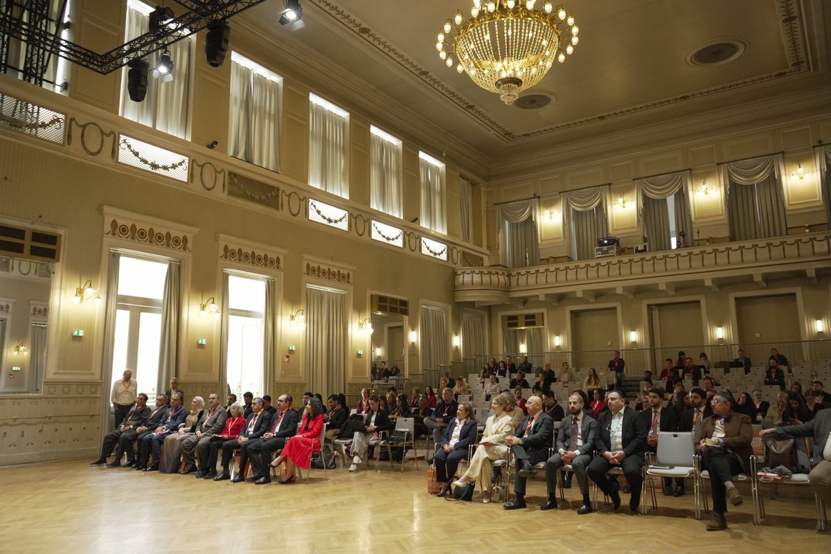 Vision Education tweet media