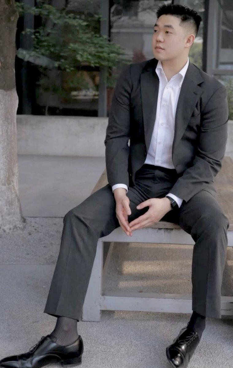 uniform men police suit tweet media