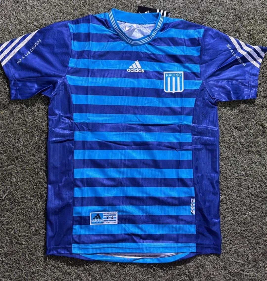 ROPA DE RACING RETRO tweet media