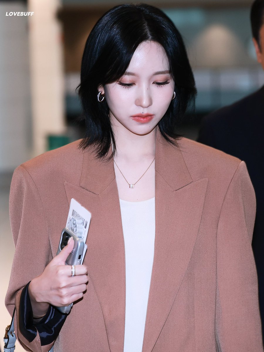 LOVEBUFF🥀 tweet media