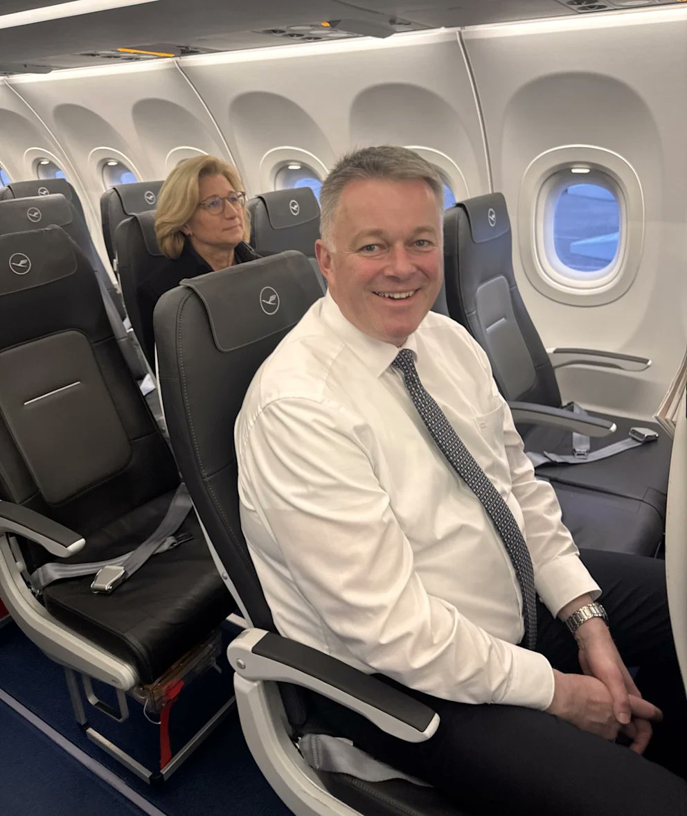 DavidGegenGoliath tweet media