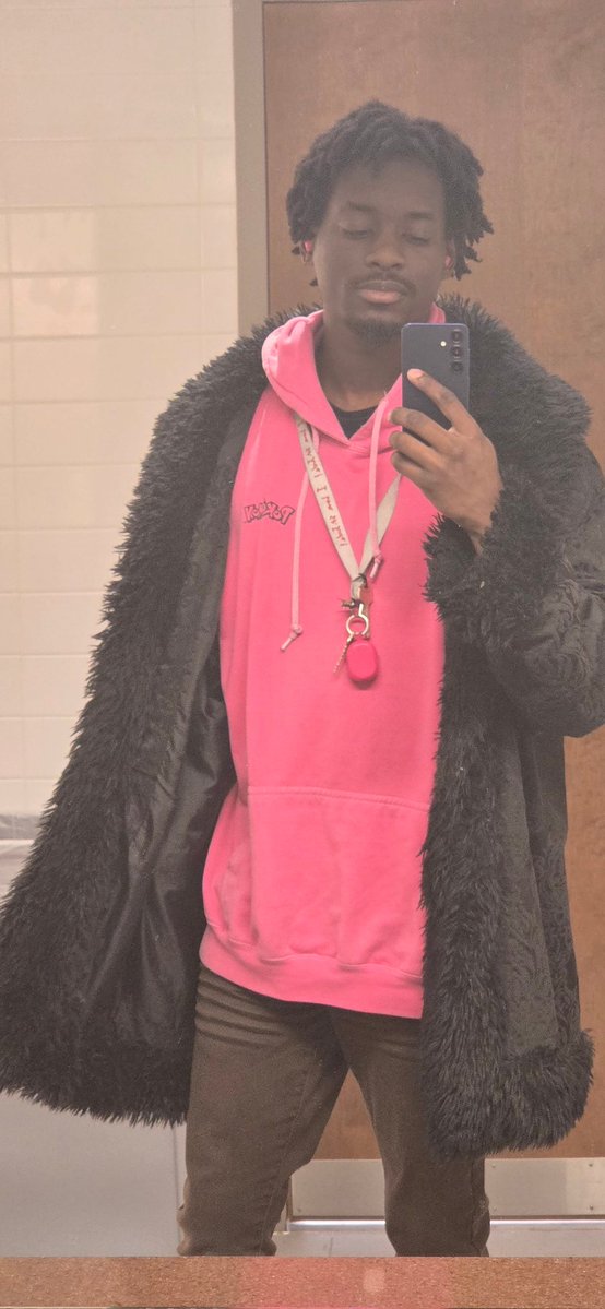 pinkhausen 🗽 (46-25) tweet media