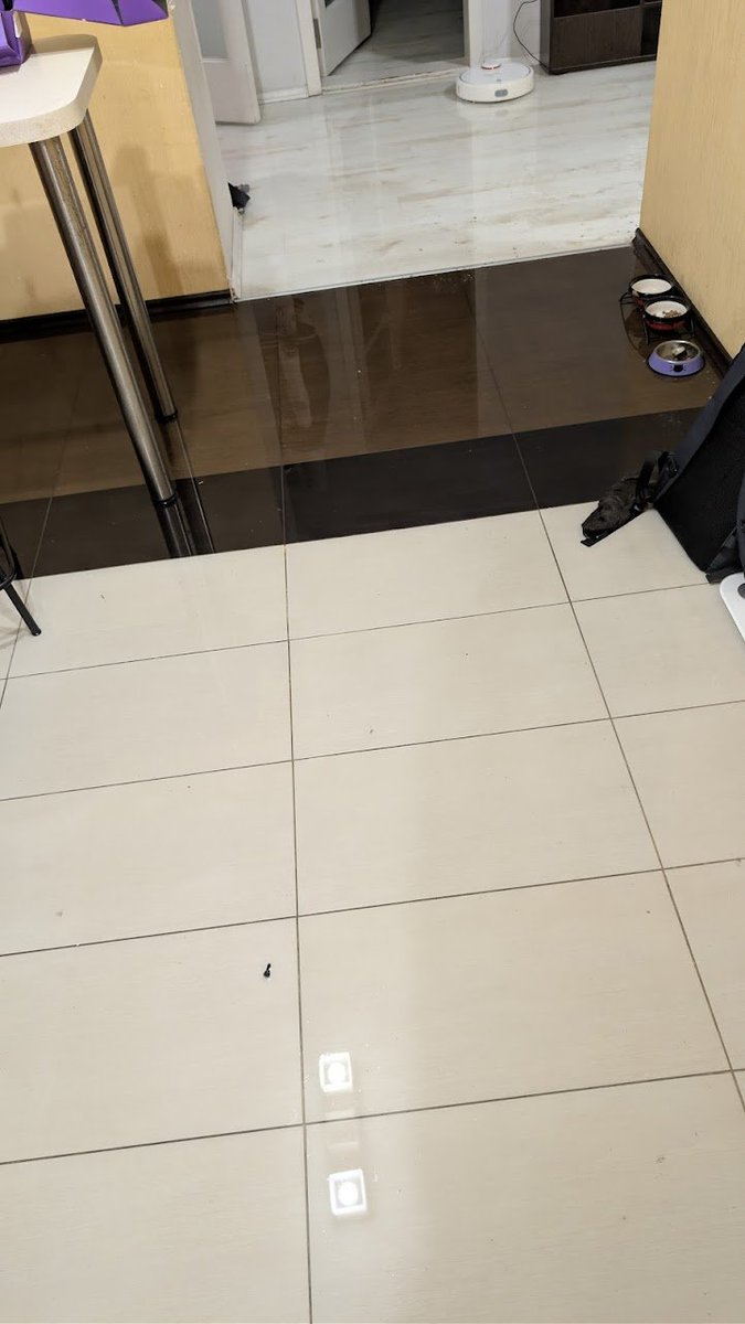 Андрій tweet media