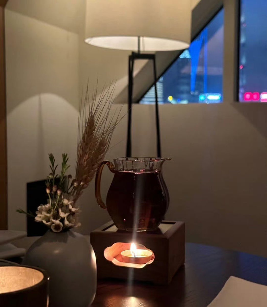 Hailey J 🌸 tweet media