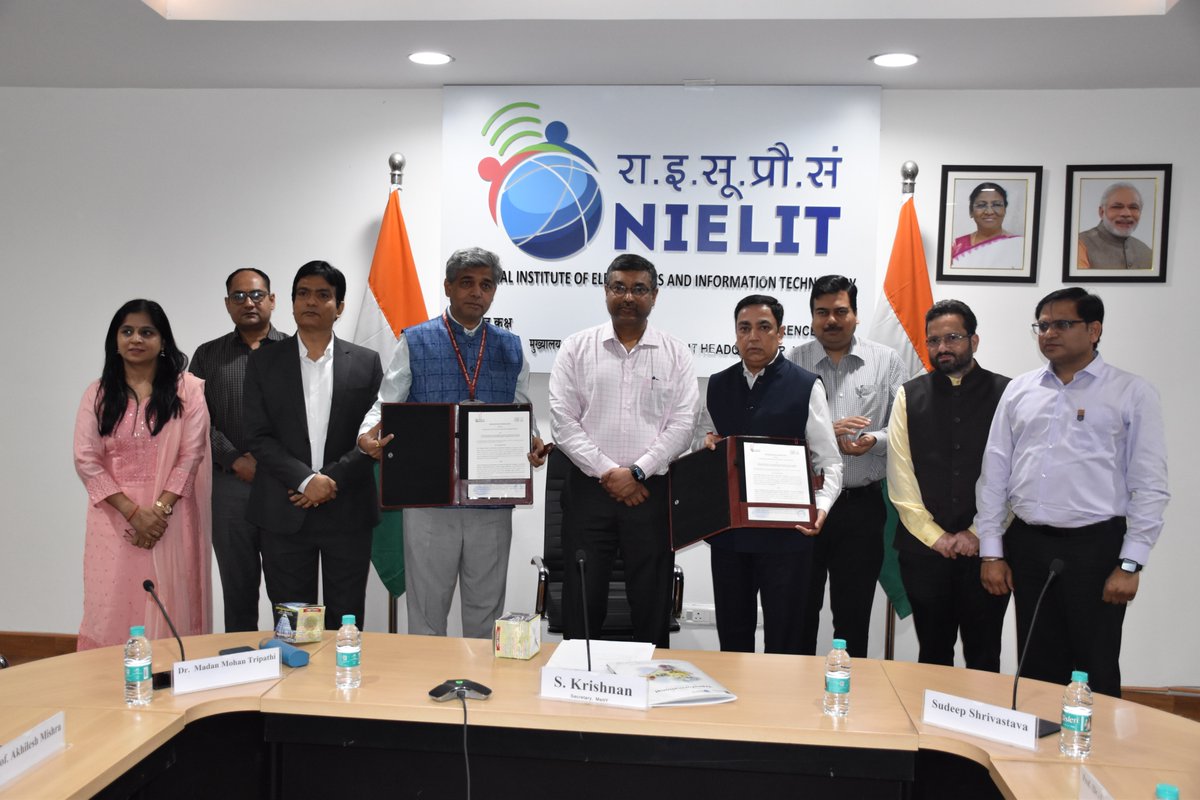 NIELIT &amp; <a href="/VIPS_Delhi/">VIPS - Delhi</a> – Technical Campus signed an MoU to strengthen technical education and skilling.
Focus areas include #skilldevelopment , course content, technology development, labs &amp; knowledge sharing.
Enabling industry-ready professionals for the future.
#collaboration