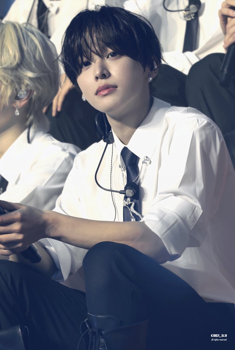 corn_d.d tweet media