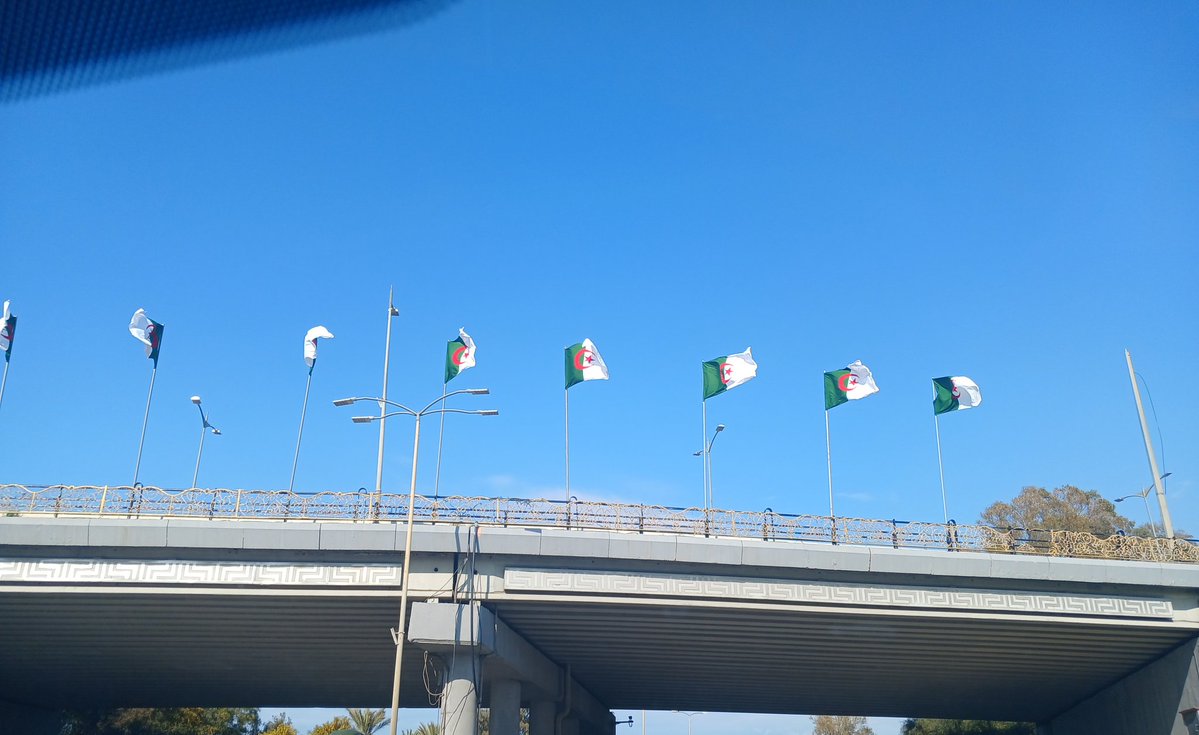 Parisien Du Vdm tweet media