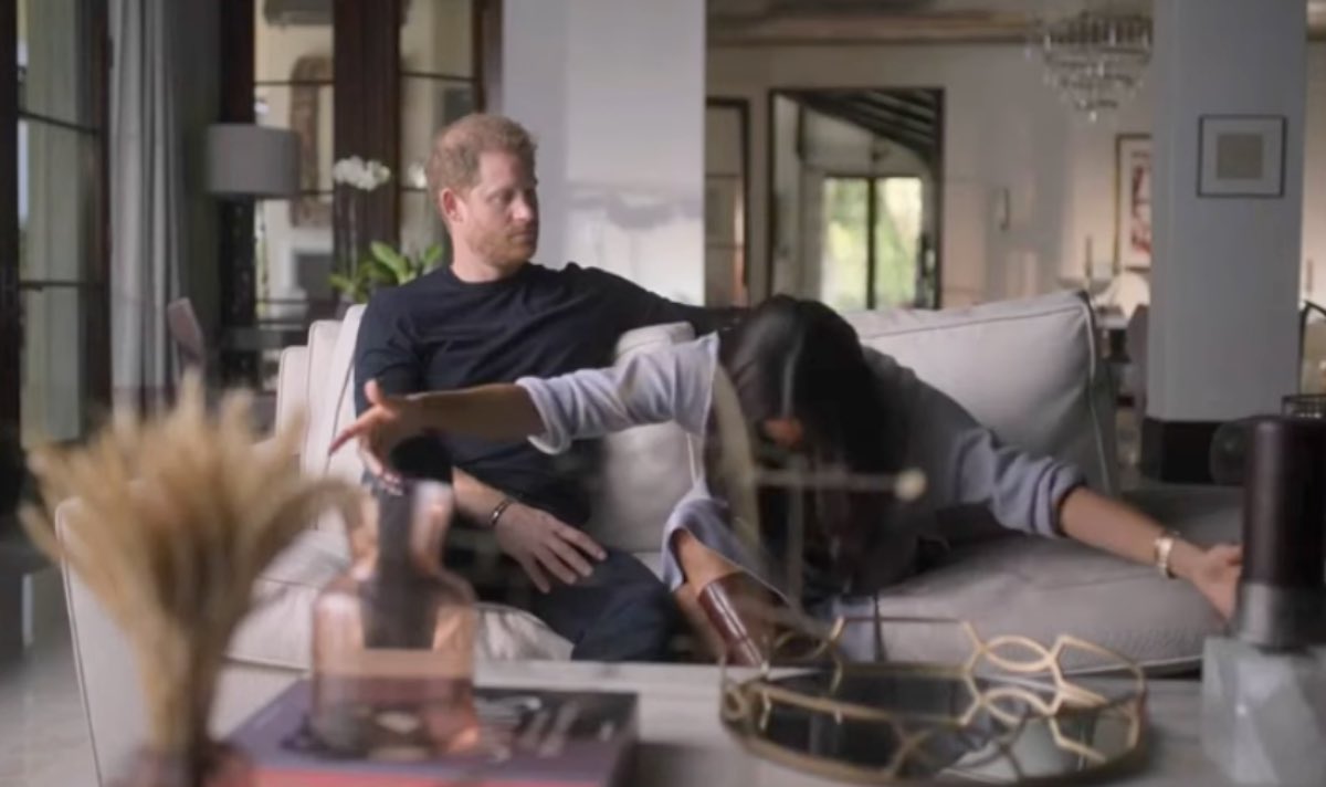 Harry, Meghan’s Spare tweet media