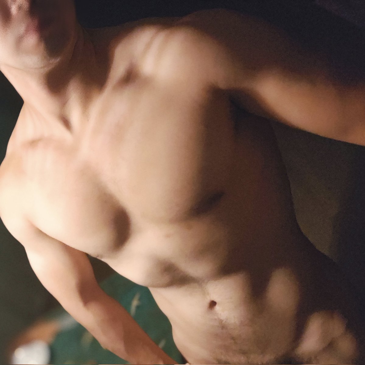 土狗先生 . tweet media