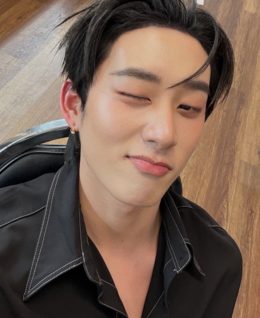 ִ ࣪𖤐 tweet media