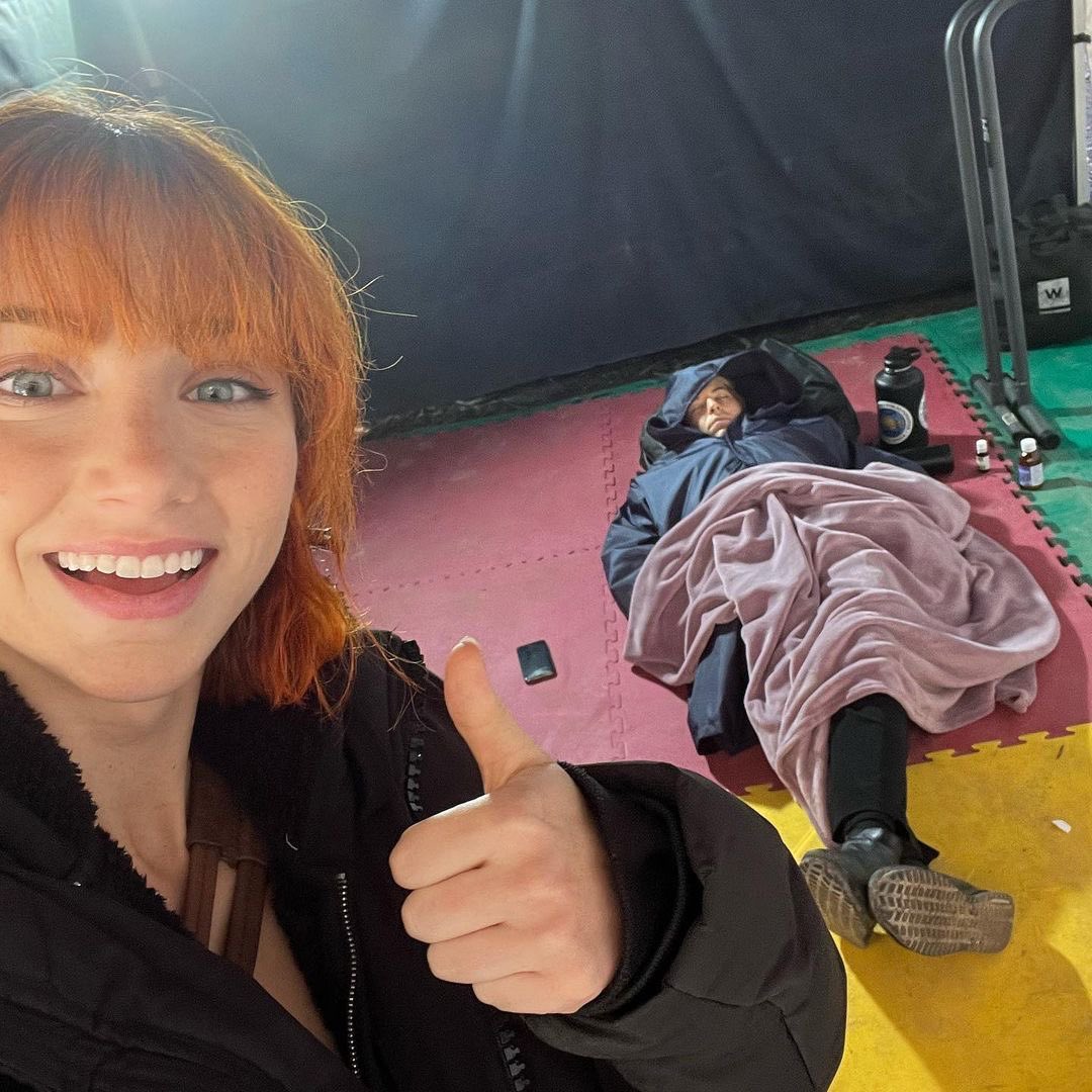 ๋ฏธ์ tweet media