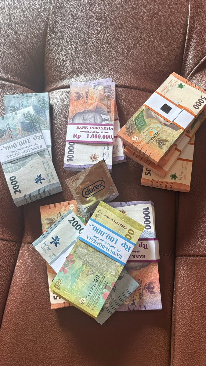 *princh* tweet media