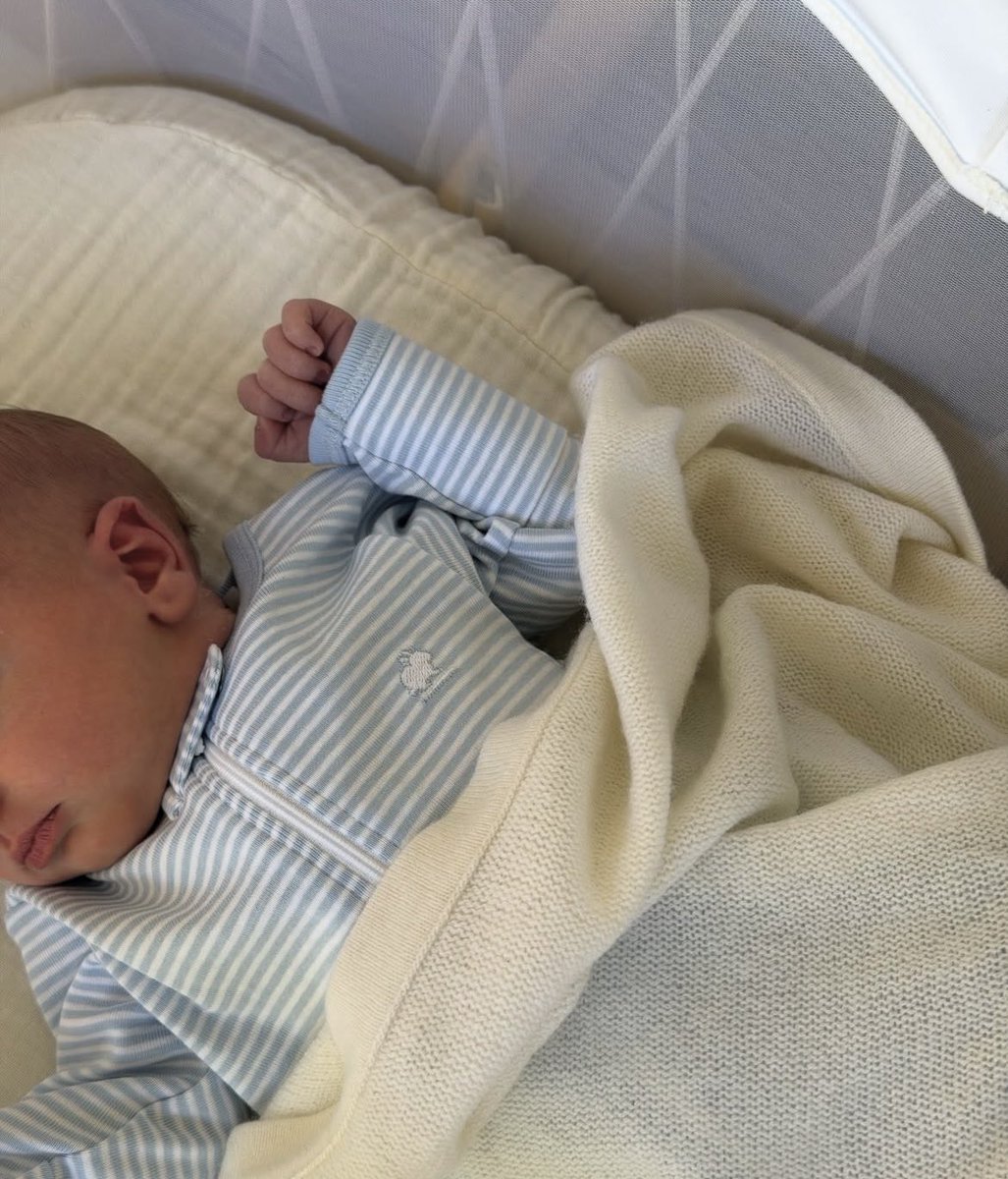 Pop Crave tweet media