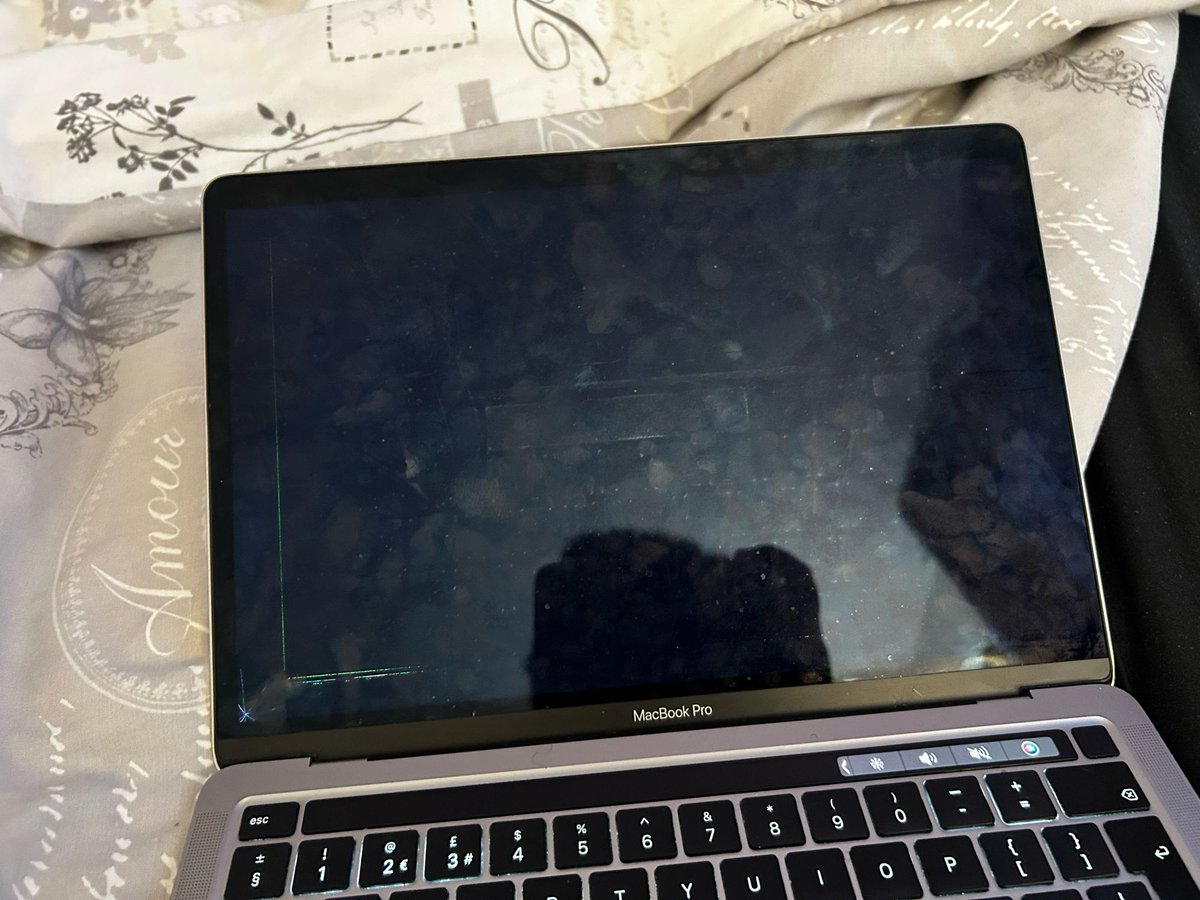 THE WHOLE SCREEN IS GONE NOW