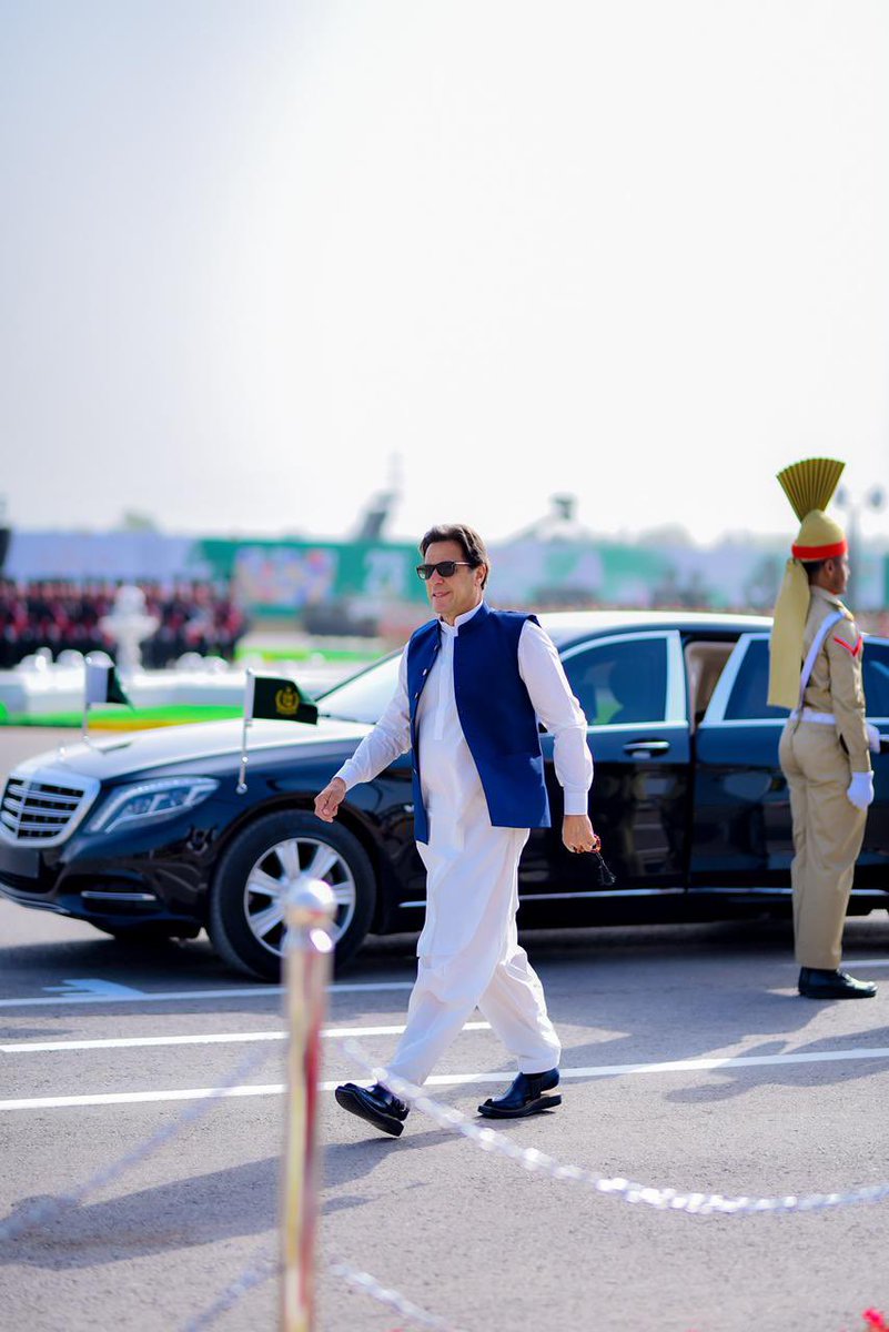 When we used to be a proper country with functional courts, rule of law and people’s representatives! 

The judiciary has been a big let down. #ShameOnJudges for selling their souls and giving awful decisions like Bat symbol snatching and Iddat case ruling.