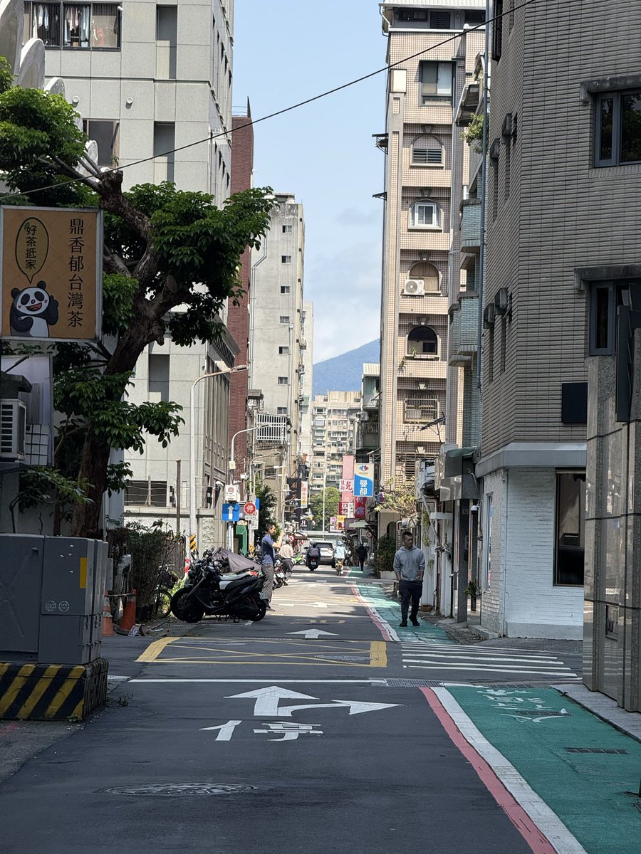 🤳🏼 tweet media