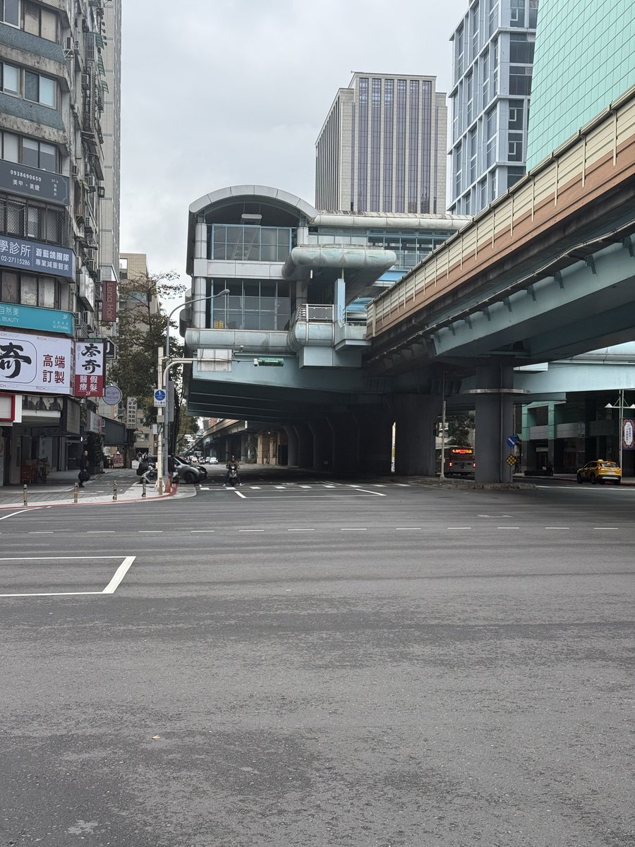 🤳🏼 tweet media