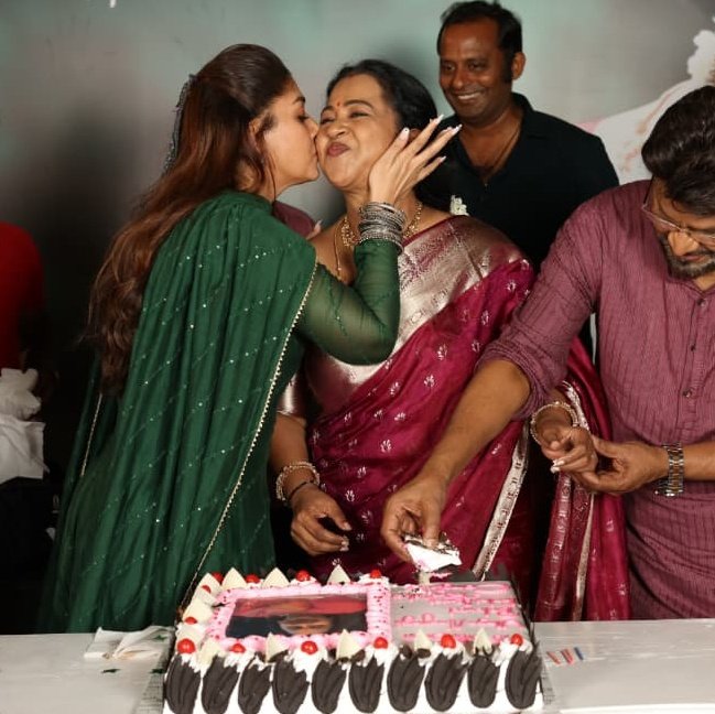 Theladysuperstarclub tweet media