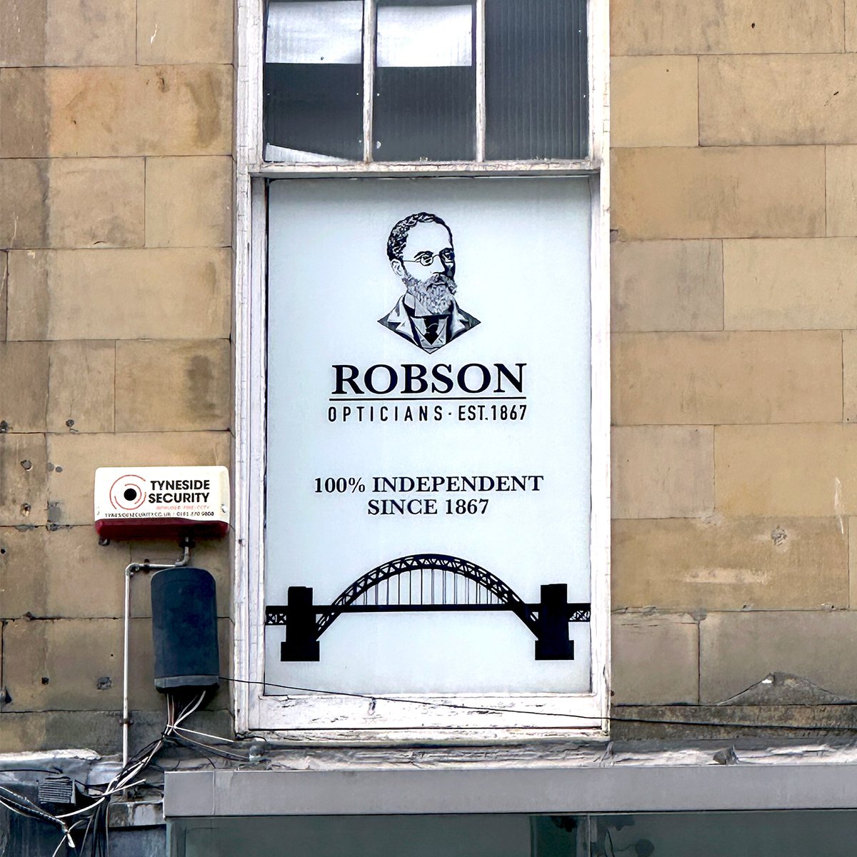 BangOnPrint's tweet photo. We designed, printed and installed this window graphic for @RobsonNewcastle on Pilgrim Street in Newcastle 😎 https://t.co/qWVCC1jF36