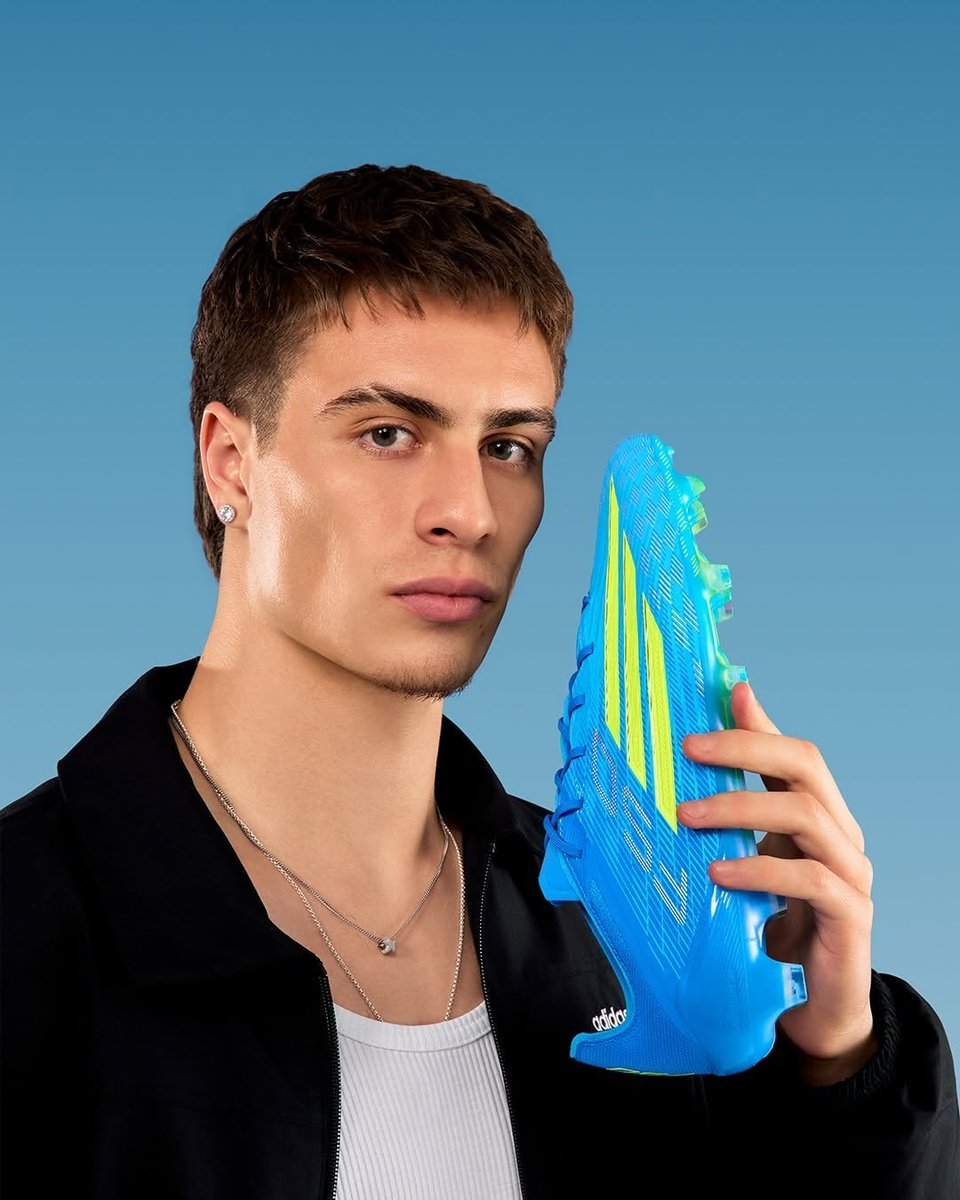 illdizza tweet media