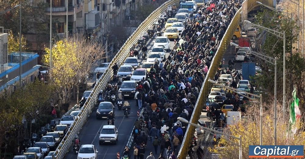 capital.gr tweet media