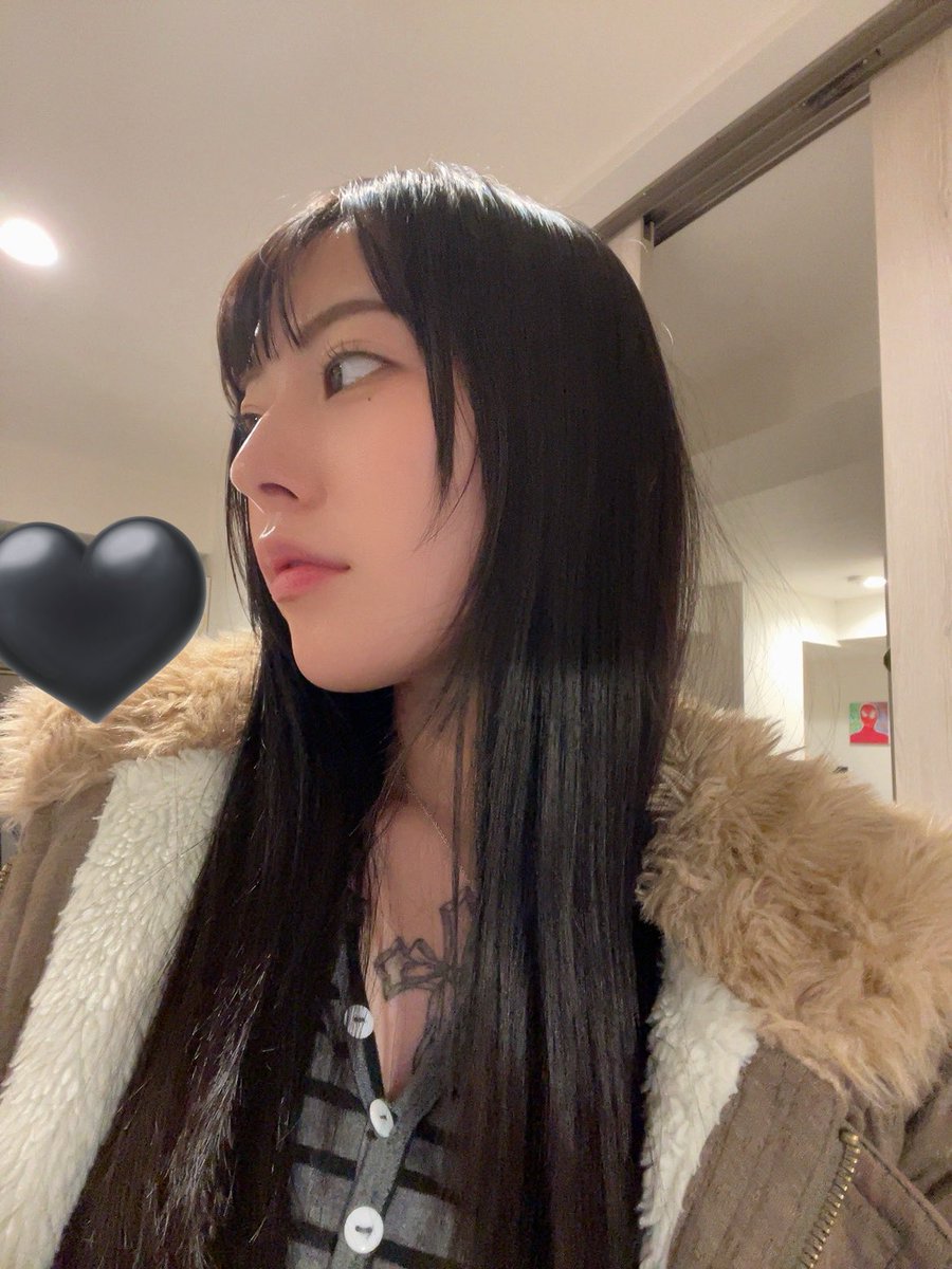 めまや tweet media