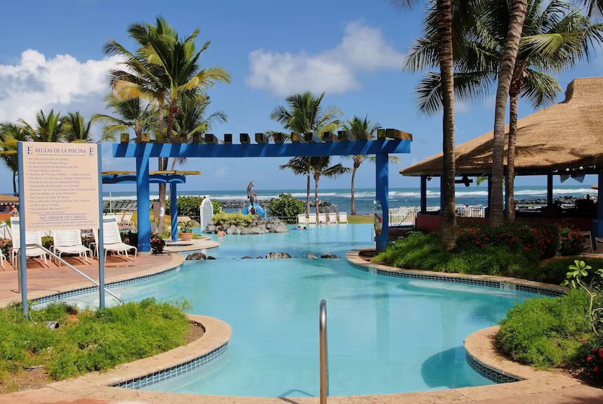 Aquarius Vacation Club @ Dorado del Mar
Dorado, Puerto Rico 🇵🇷 May 8-15, 2026
Studio, Limited Kitchen Sleeps 4 Total, 2 Private. Total $895 por familia por toda la semana con taxes y fees ya incluidos. Reserve con: MC Resorts. 
Info: 787-672-6452 / 787-685-2420. (WhatsApp 24/7)