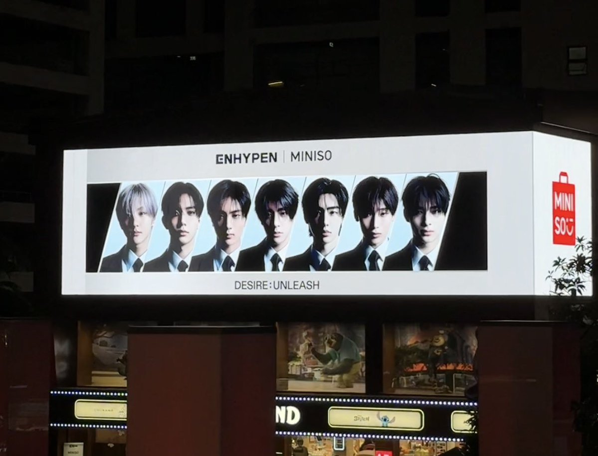 เจอกี่รอบก้อมีความสุข หล่อสุดในสยามจิง ๆ