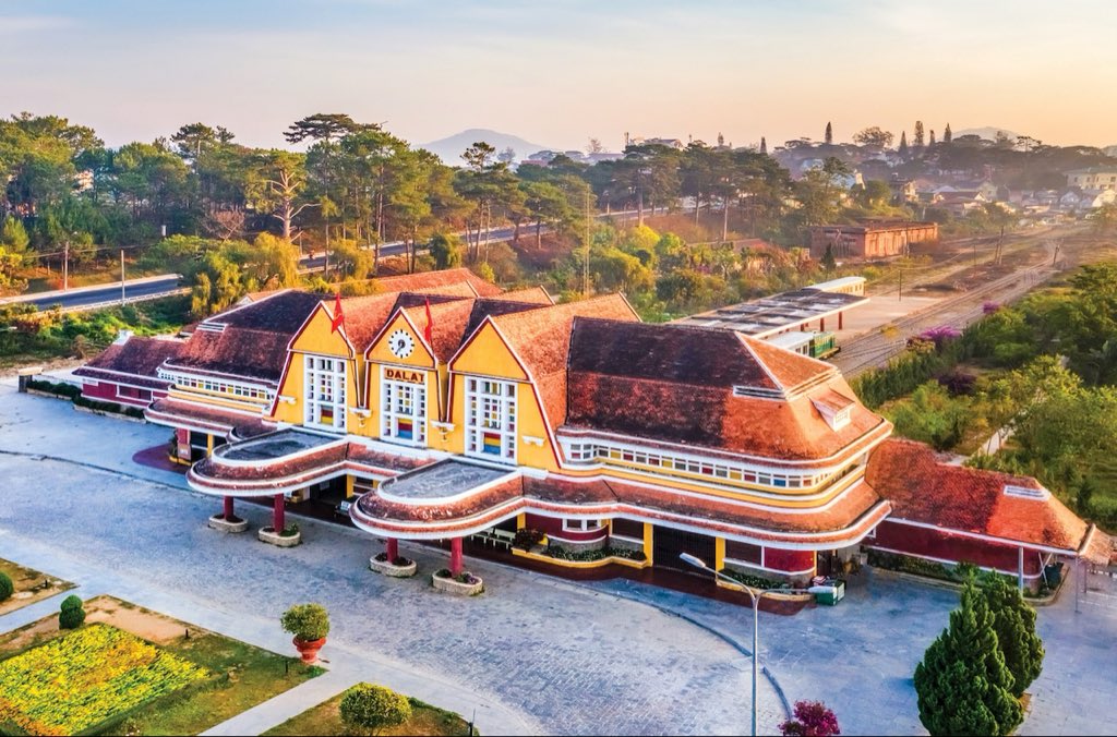 baolau's tweet photo. The Da Lat–Thap Cham railway was built by the French administration in 1932 and dismantled after the Vietnam War in 1975. It linked Da Lat in the Central Highlands and Phan Rang in the Central Coast. In the present, trains run in the restored section between Da Lat and Trai Mat. https://t.co/OA4xQQsqts