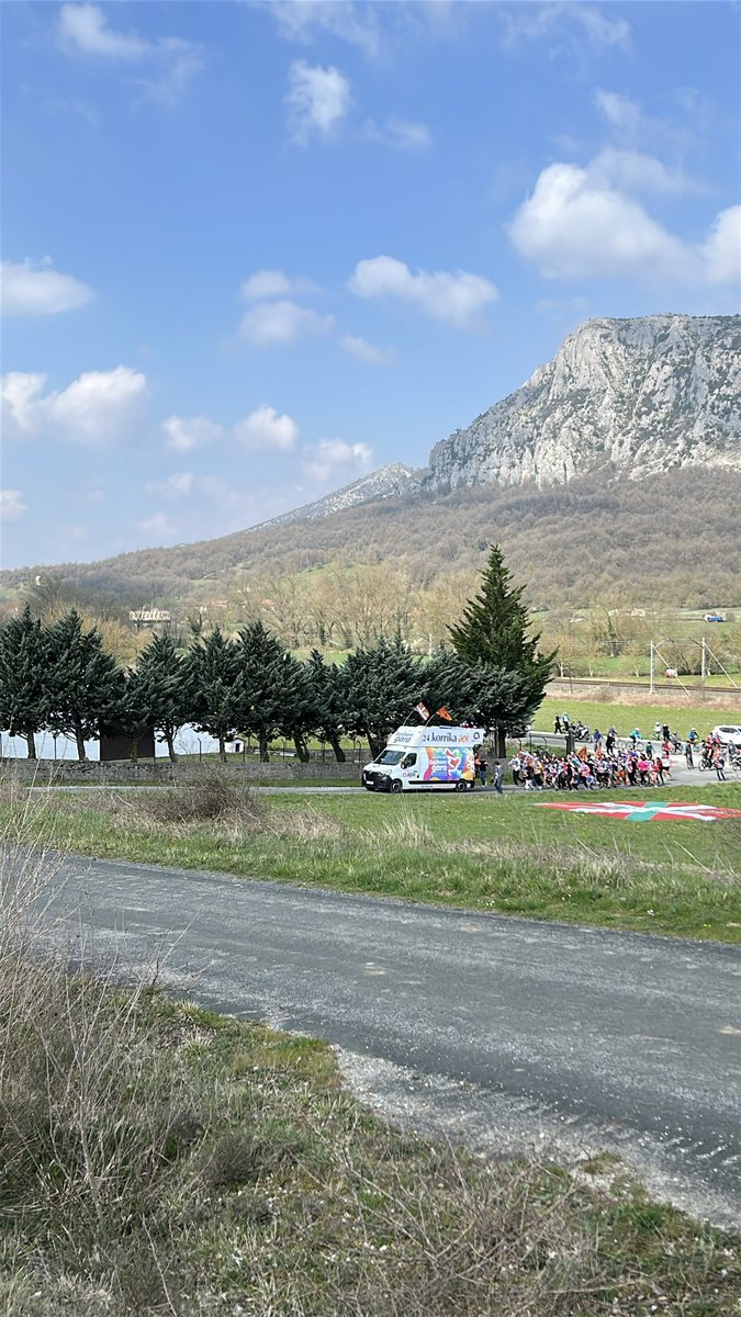 AEK-KORRIKA tweet media