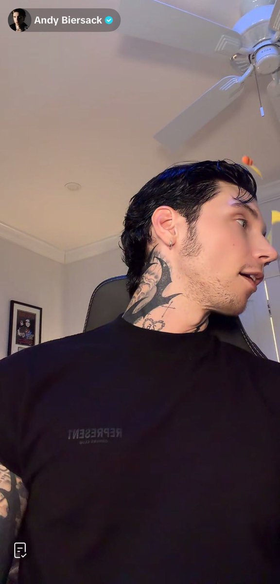 𝐕𝐚𝐧𝐢𝐭𝐚𝐬 | PARODY tweet media