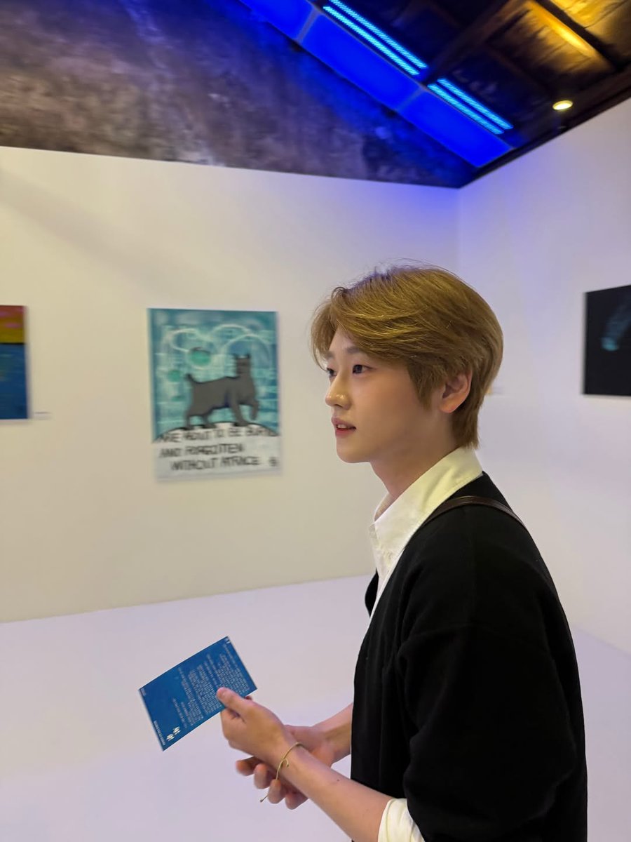 260323 Seokhwa Instagram Post

🐥: ❤️🩵💙🖤
 [유영:游泳]

#위아이 #WEi #강석화 #KANGSEOKHWA
