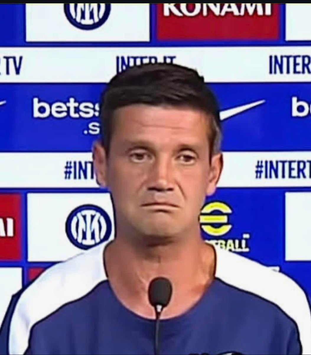 Vittorio La Sala | MemeNapoli tweet media