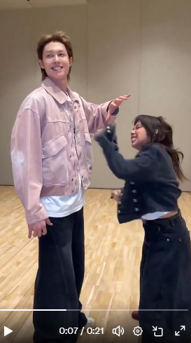 JEGirl518's tweet photo. This would be me compared to Martin LMAO. #ShortProblems https://t.co/88kEvdq0tv