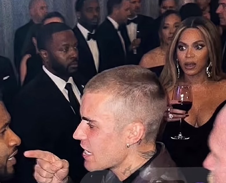 bibi abs tweet media