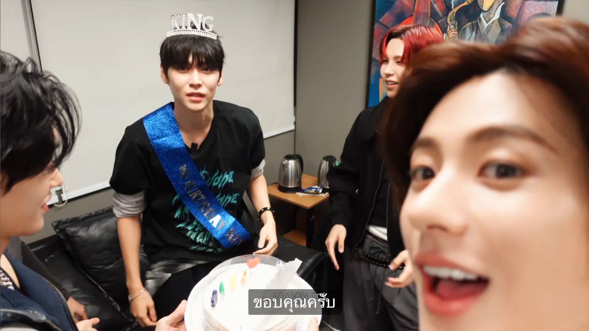 cms. ≽^•༚• ྀི≼ ◞✩ tweet media