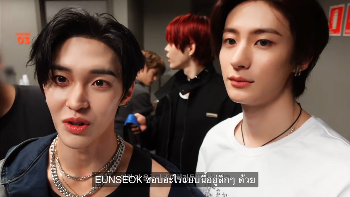 cms. ≽^•༚• ྀི≼ ◞✩ tweet media