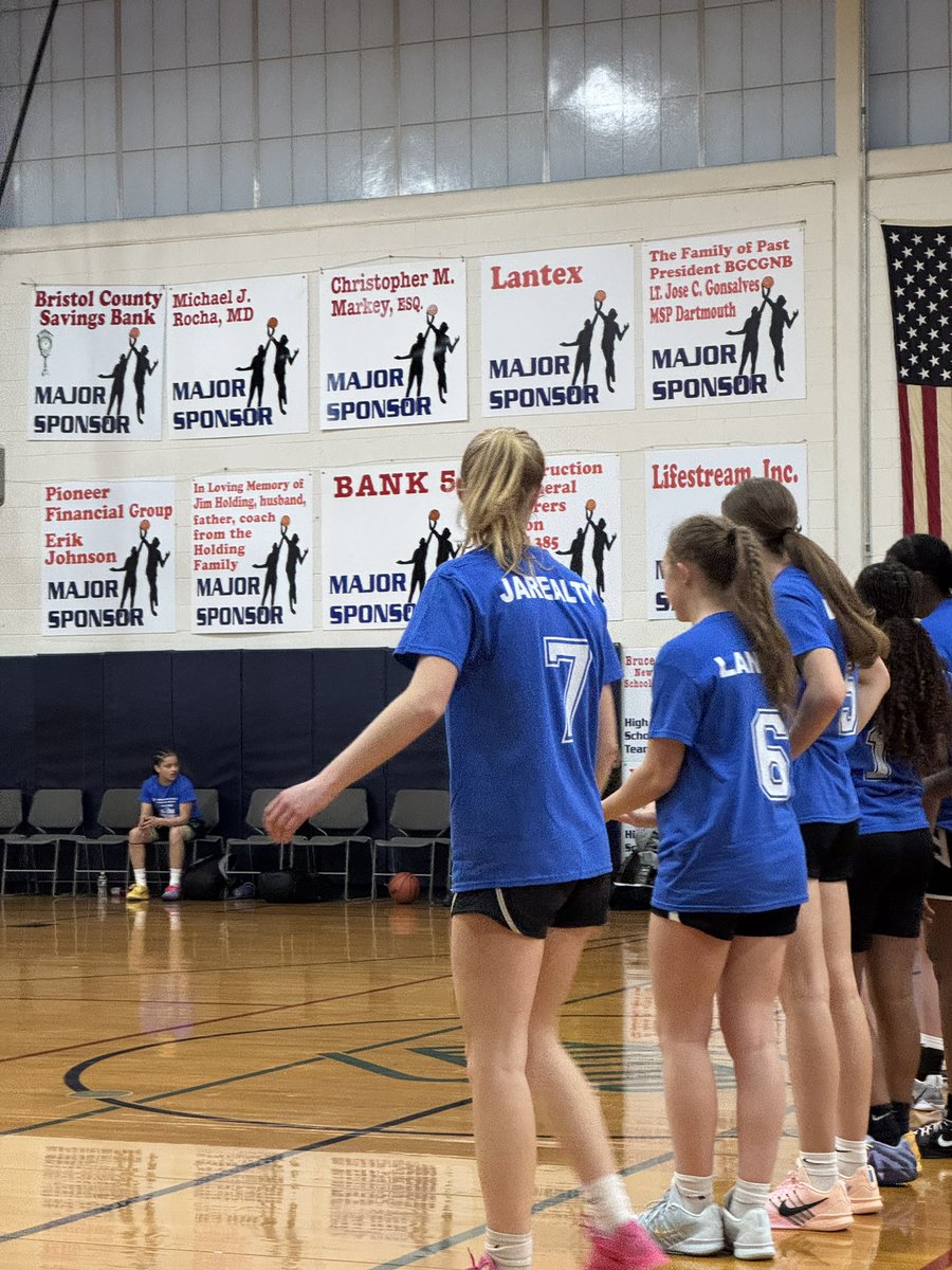 Ellie Roberts tweet media