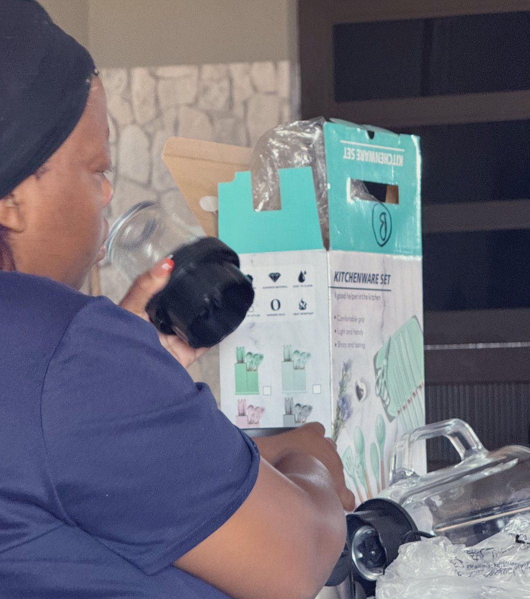 Raesetja tweet media