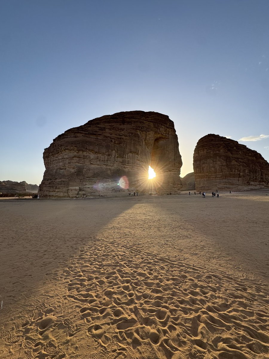 فيّروز tweet media