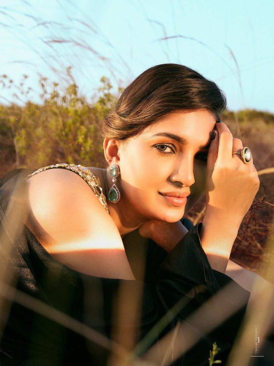 Common Man Media tweet media