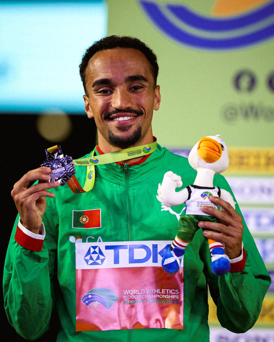 SL Benfica tweet media