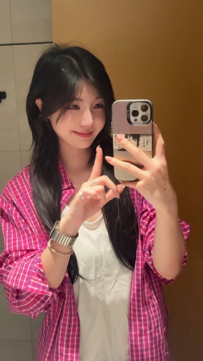 你初恋老王w 🍑 tweet media