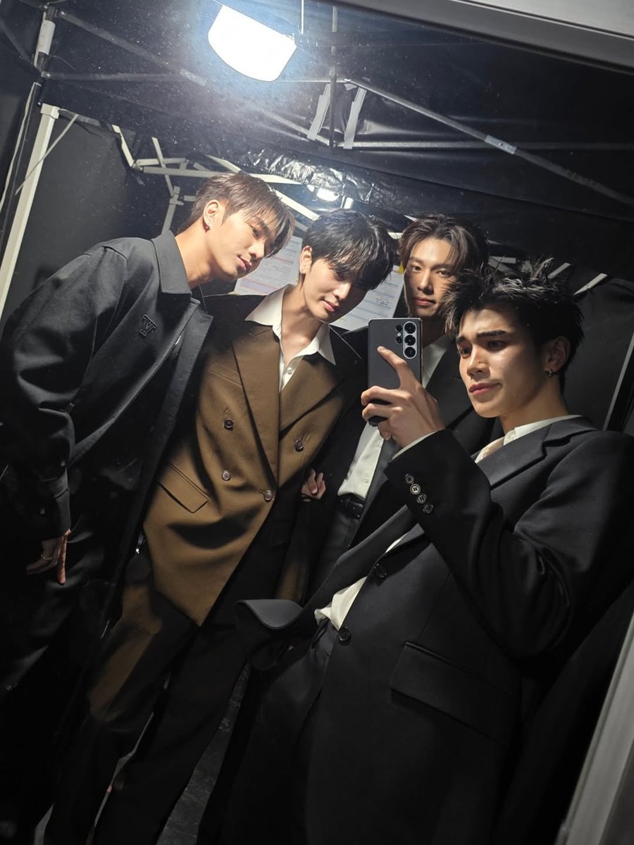 𝗦𝗦. 🐈💘 tweet media