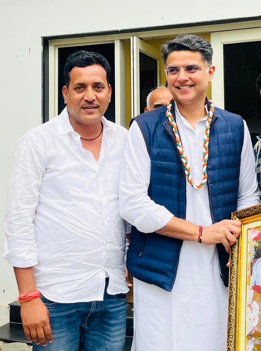 बीकानेर युवा कांग्रेस के ज़िला अध्यक्ष भाई भंवर कूकणा जी को जन्मदिवस की हार्दिक शुभकामनाएँ।
<a href="/bhanwar_lal_07/">bhanwar lal kukna</a>