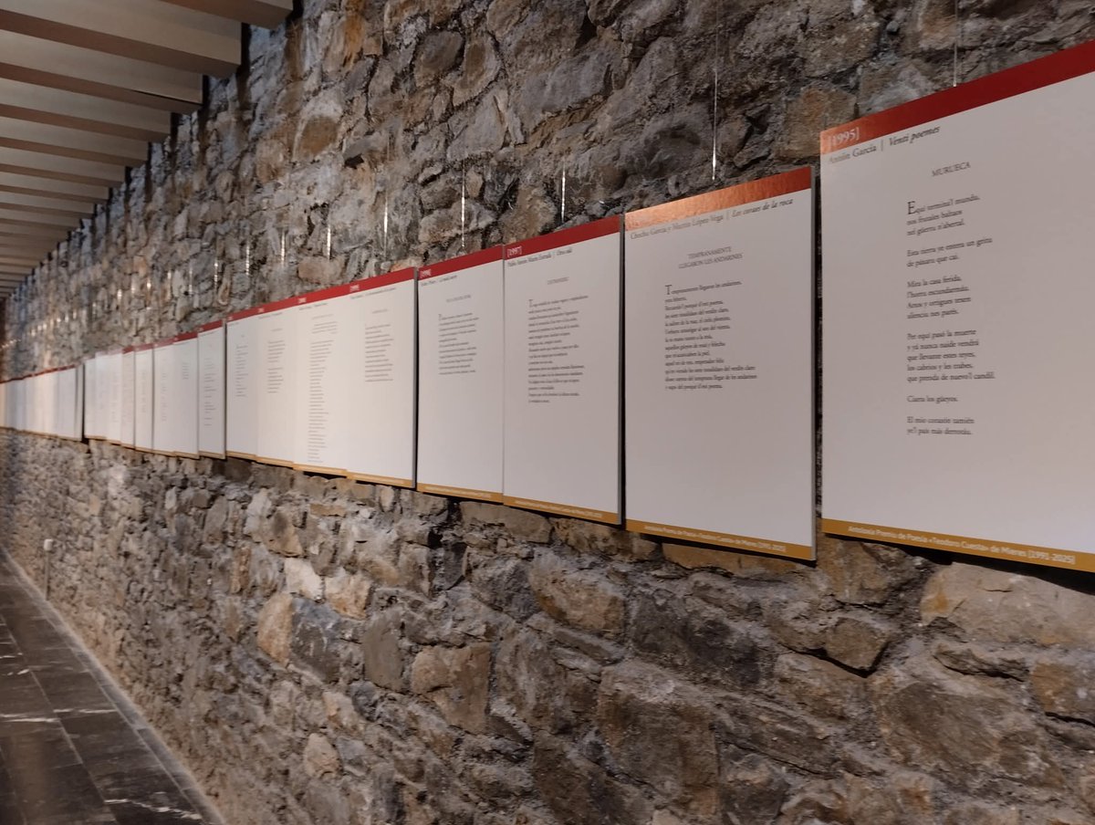 edicionesTrabe tweet media