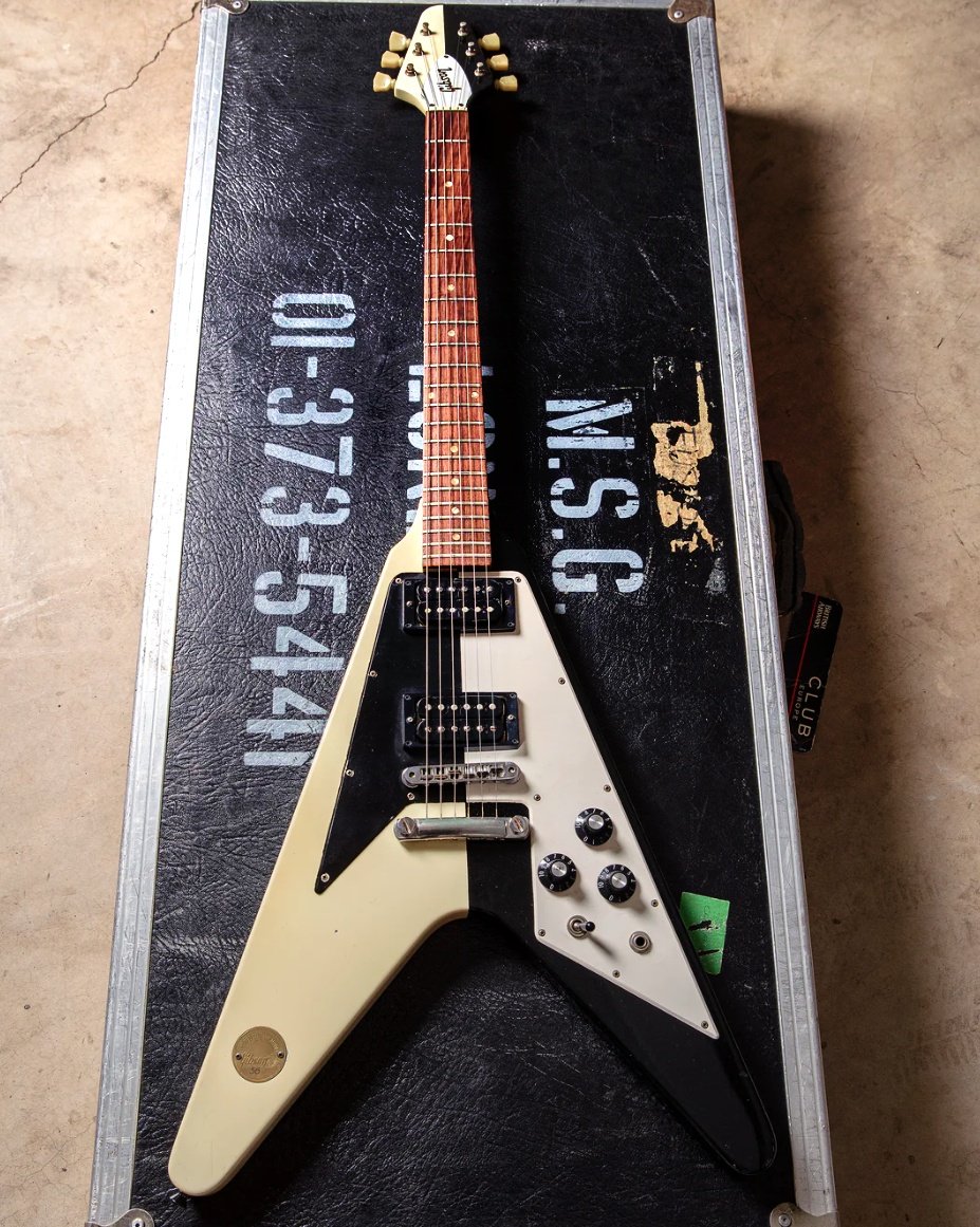 Rococo🌹Ghost of a Rose tweet media