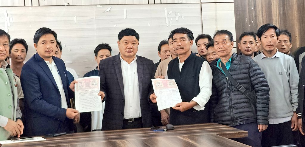 DC Upper Siang tweet media